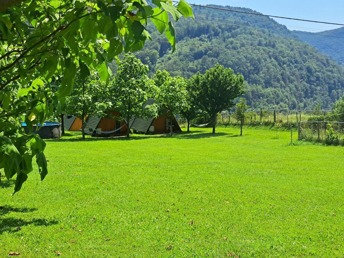 Hotel GLAMPING HIŠKe PETRIN Tolmin Exterior foto